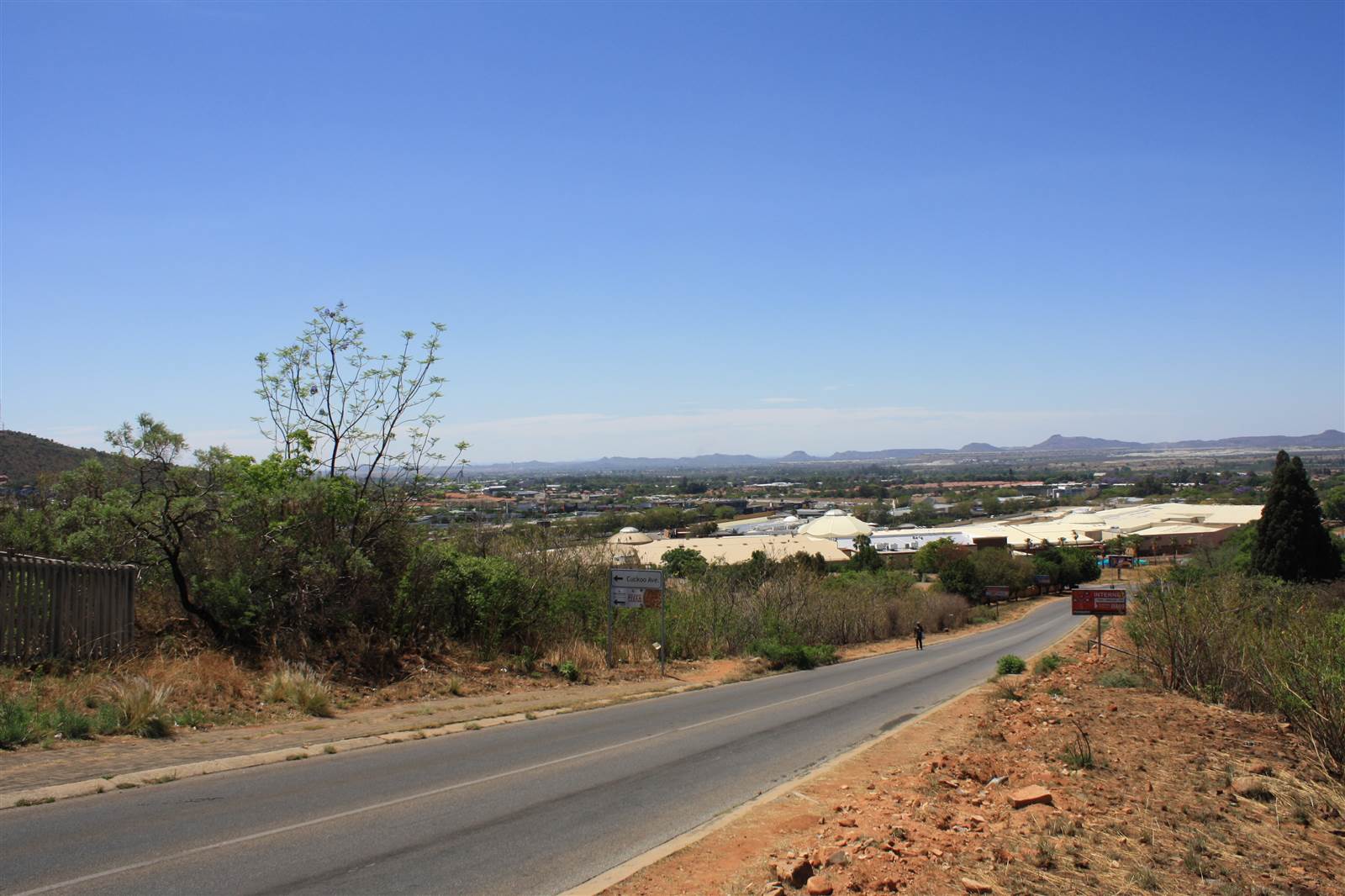 6.7 ha Land available in Waterkloof East photo number 3