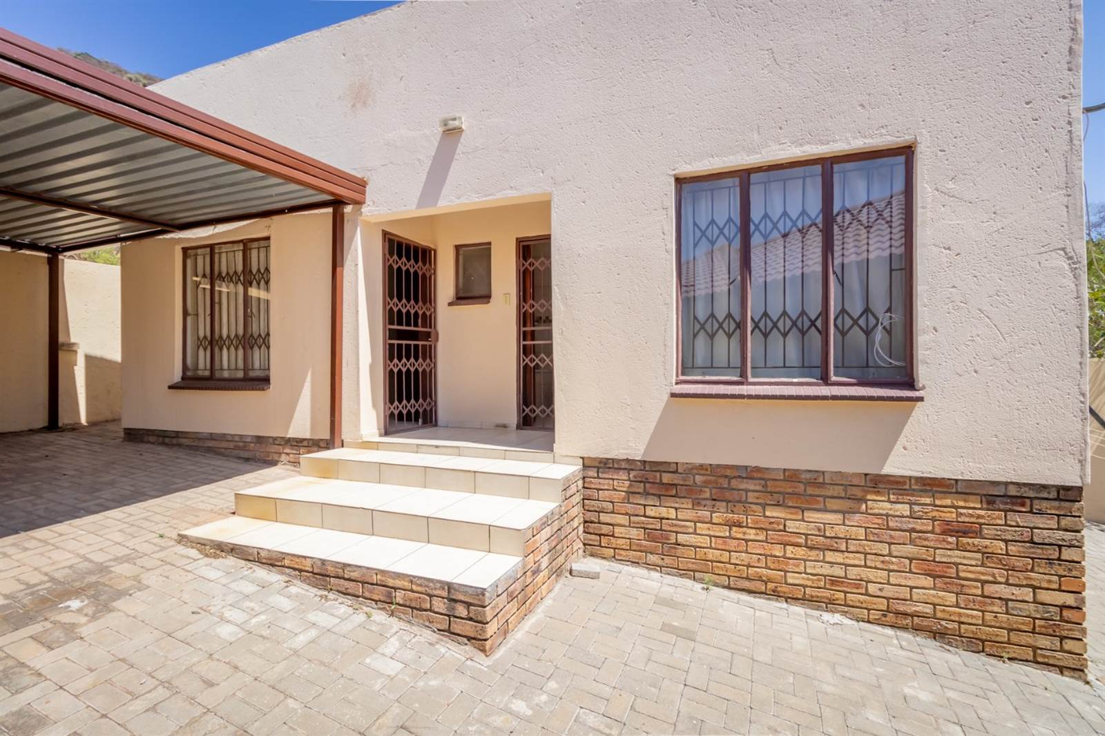 5 Bed House in Tlhabane photo number 28