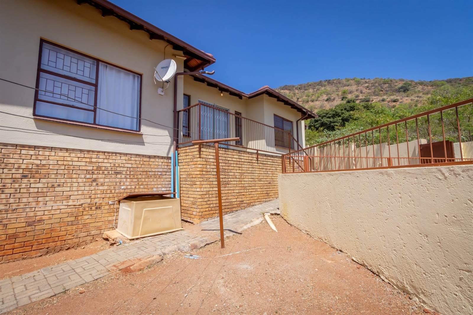 5 Bed House in Tlhabane photo number 26