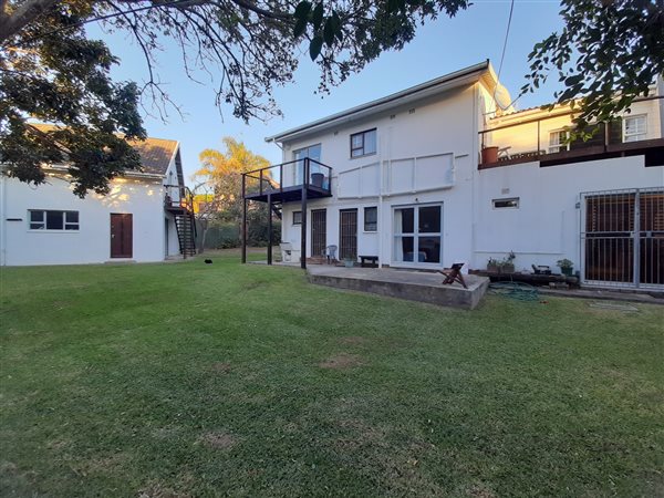 3 Bedroom House 3 Bedroom House