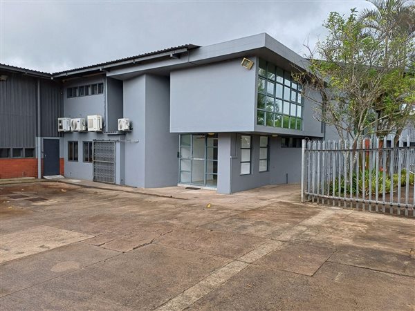 1 602 m² Industrial space 1 602 m² Industrial space