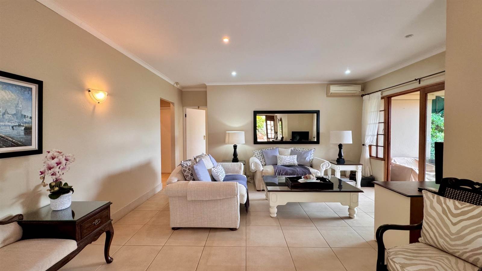3 Bed Simplex in La Lucia photo number 8