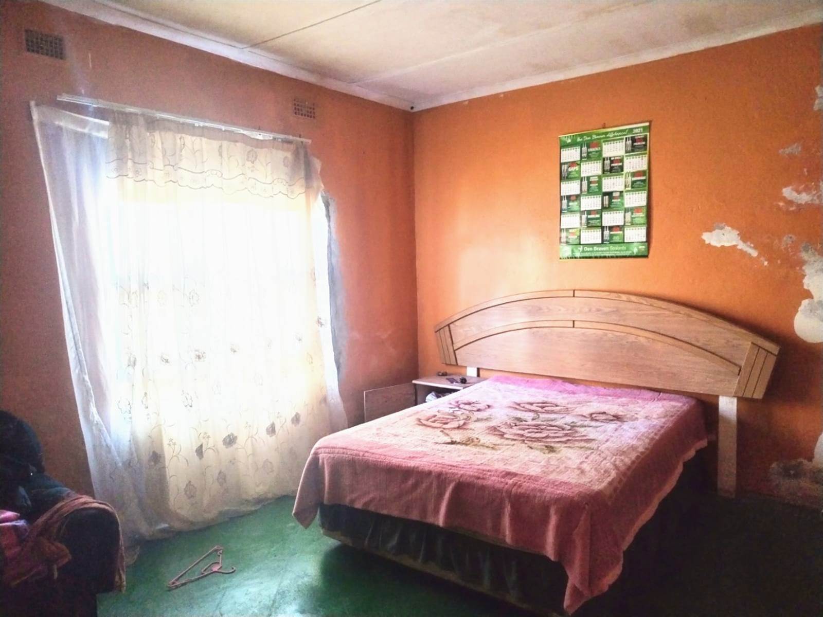 2 Bed House in Lovu photo number 9