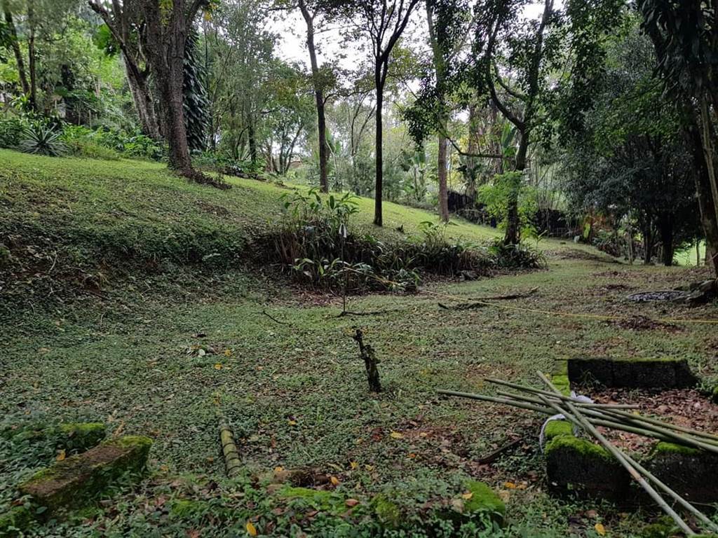 2534 m² Land available in Hillcrest Central photo number 2