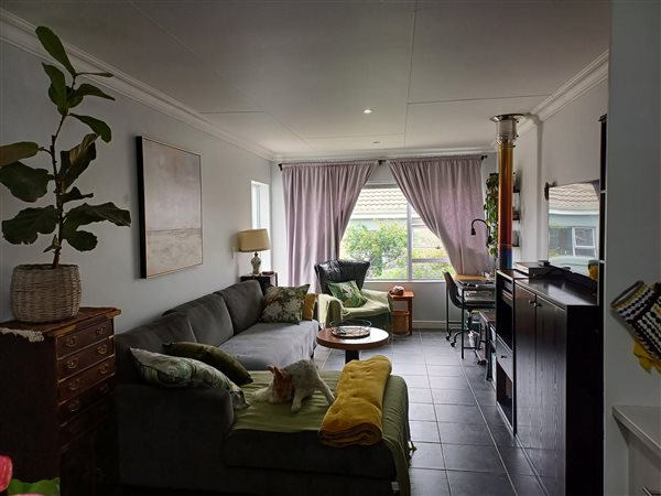 2 Bedroom House 2 Bedroom House