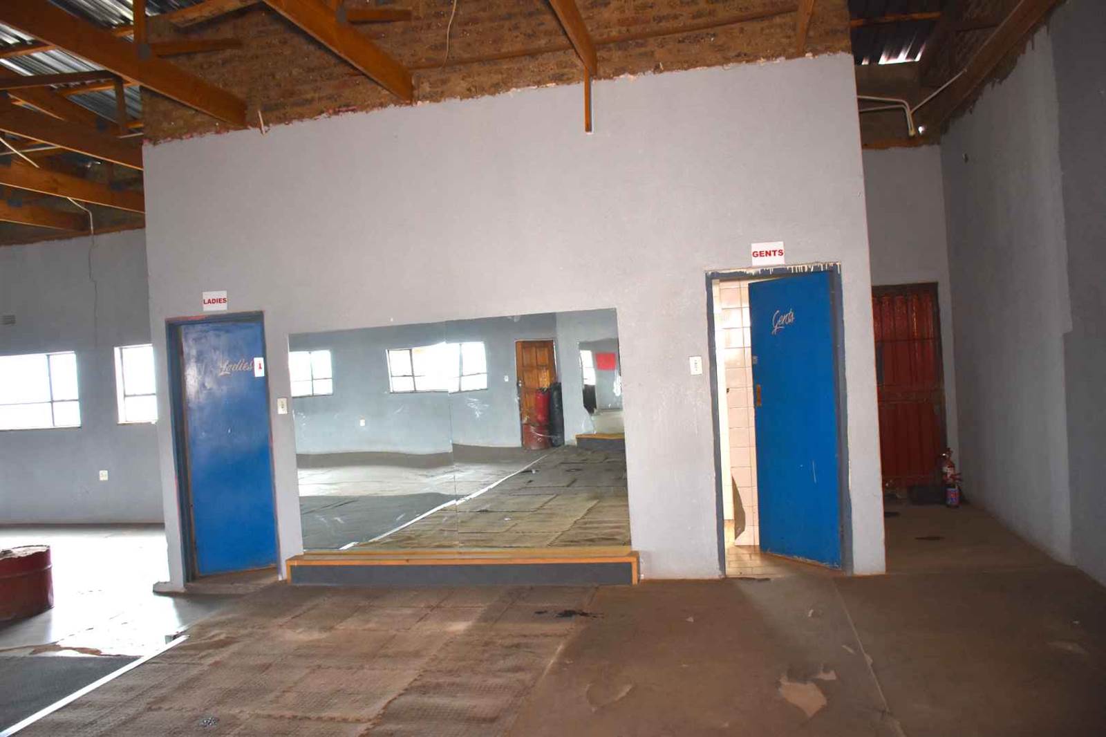 439  m² Commercial space in Kagiso photo number 25