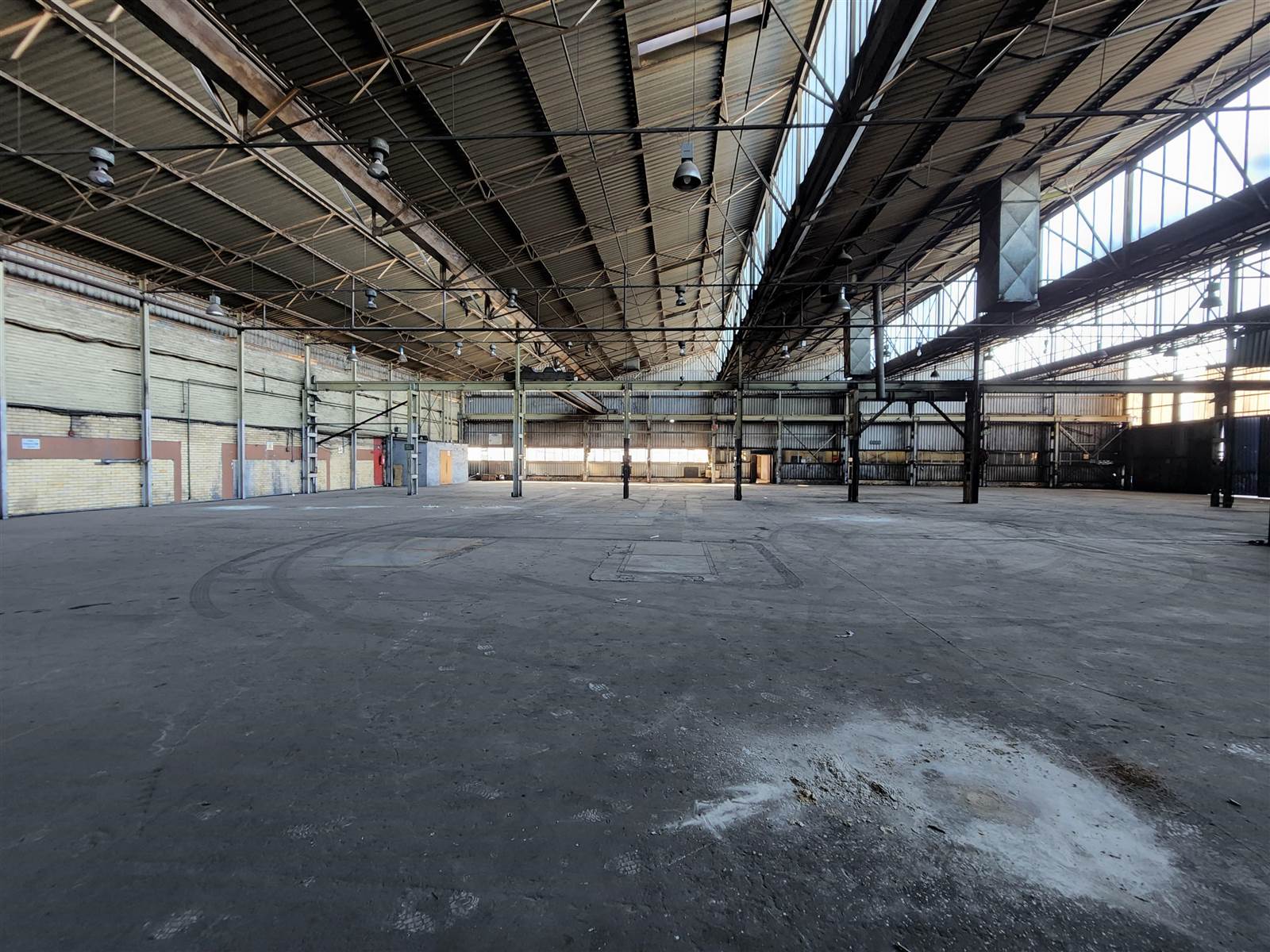 3485  m² Industrial space in Spartan photo number 11