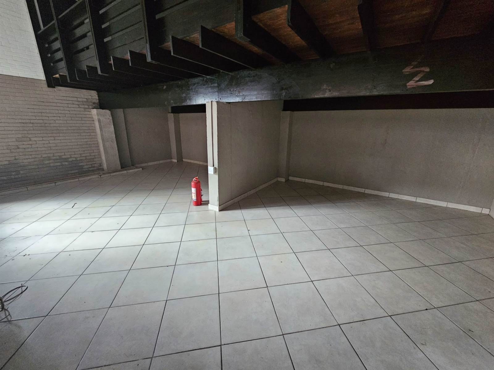 90  m² Commercial space in Umdloti Beach photo number 5