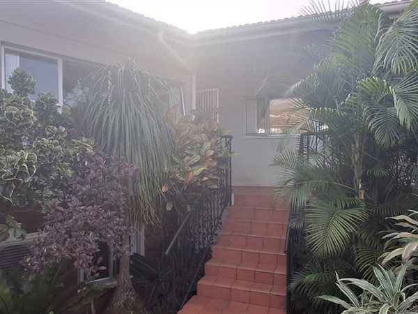 3 Bedroom Townhouse 3 Bedroom Townhouse