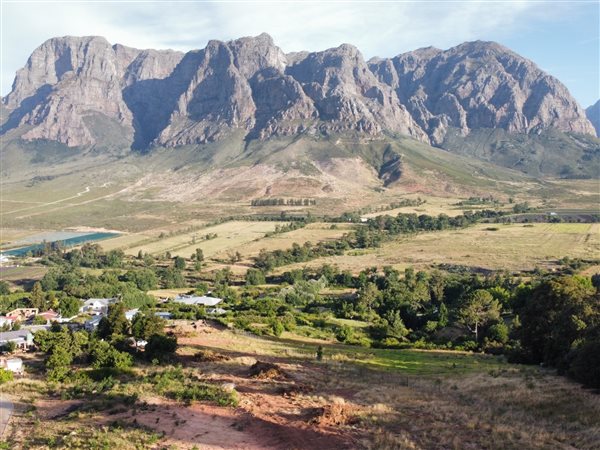 536 m² Land available in Stellenbosch Central