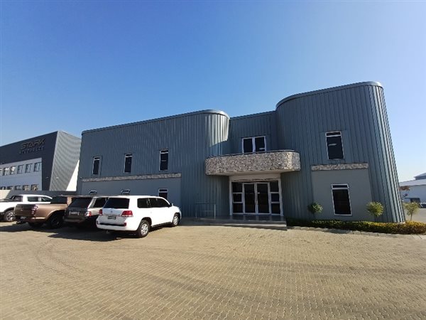 2 306  m² Industrial space