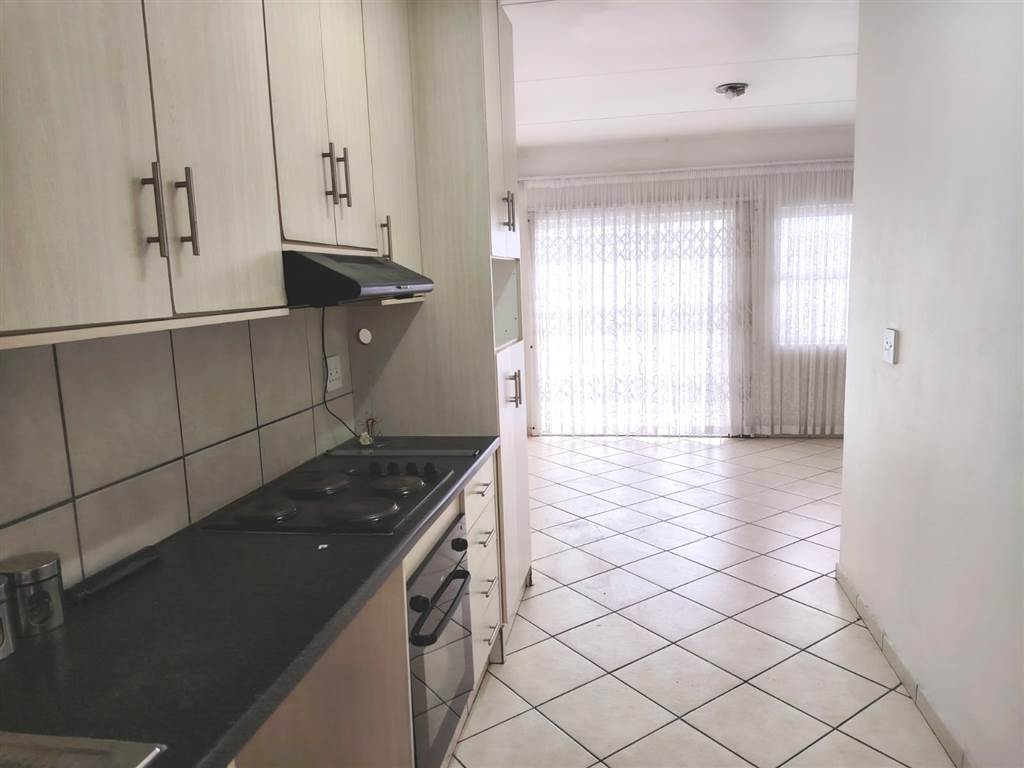 2 Bedroom Flat 2 Bedroom Flat