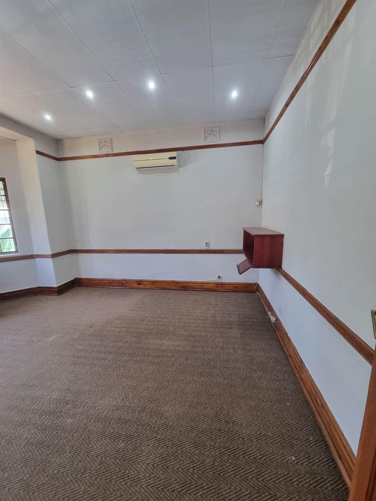 360  m² Office Space in Pietermaritzburg Central photo number 11