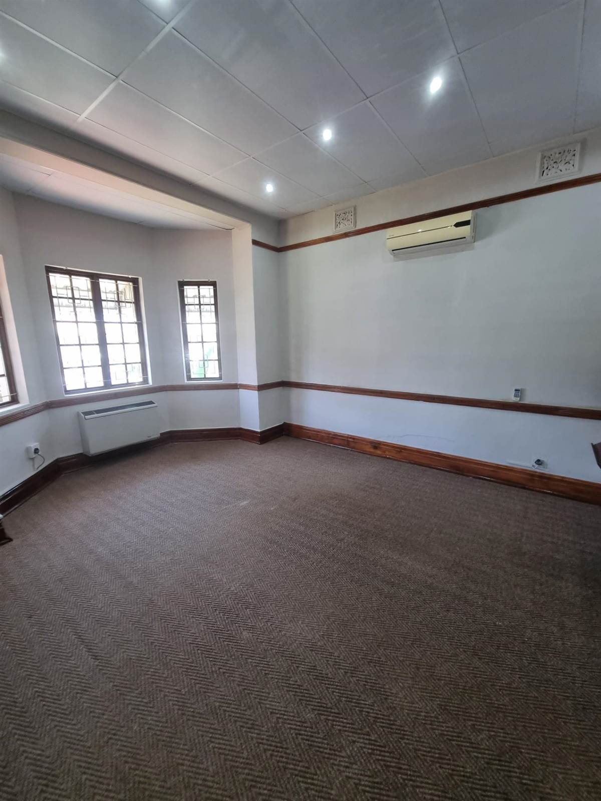 360  m² Office Space in Pietermaritzburg Central photo number 12
