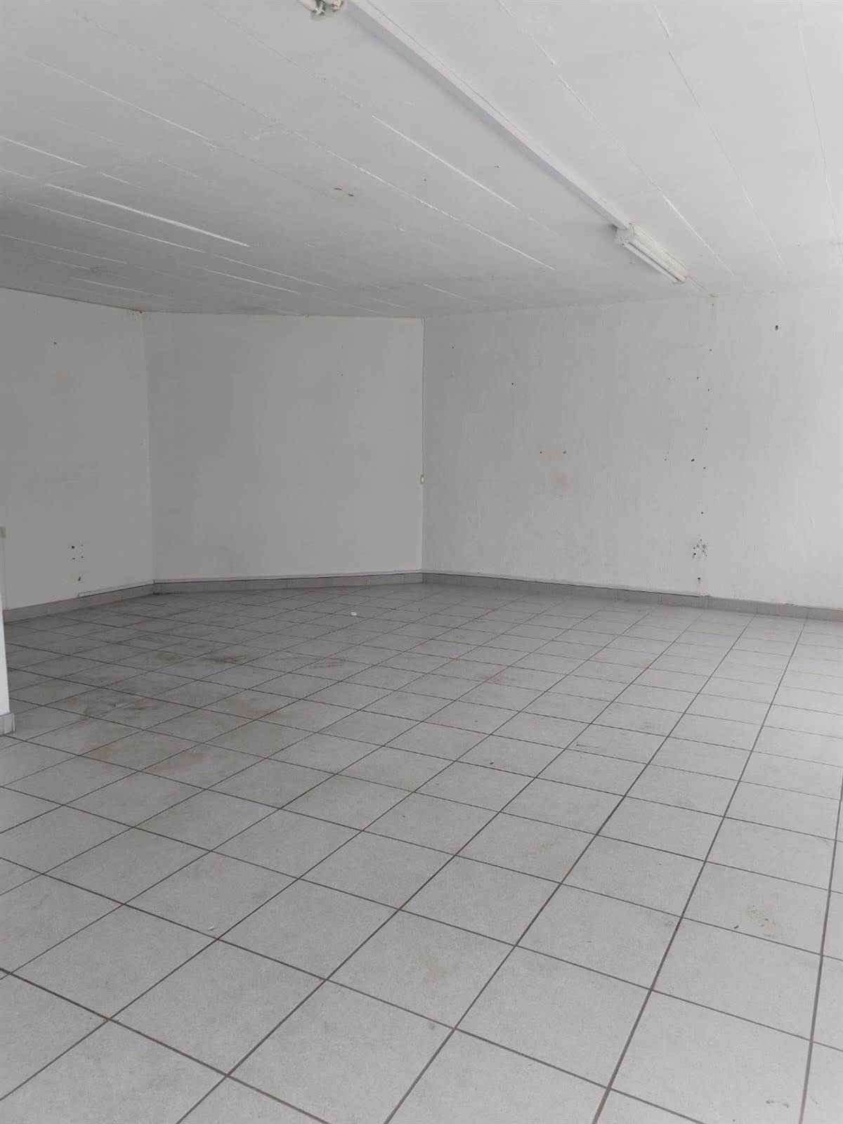 48  m² Office Space in Pietermaritzburg Central photo number 4