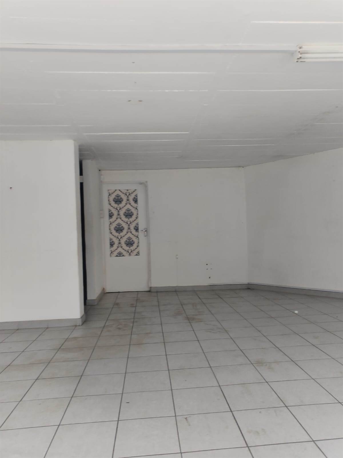 48  m² Office Space in Pietermaritzburg Central photo number 5