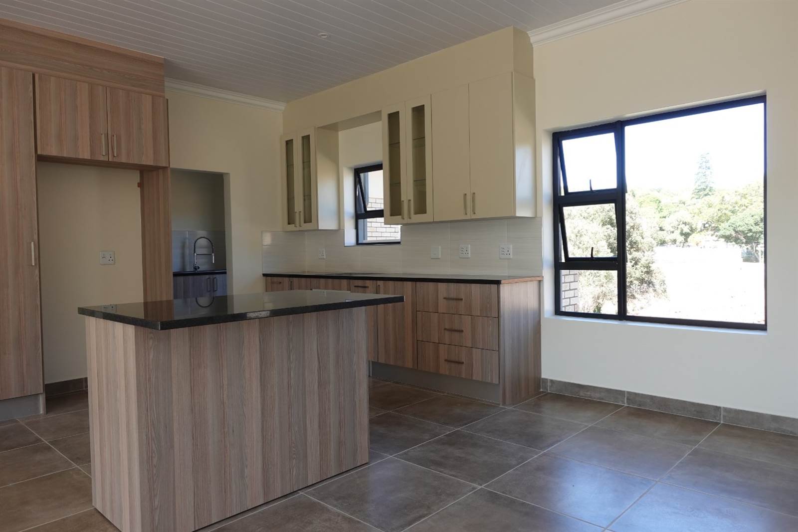 3 Bed House in Great Brak River photo number 4