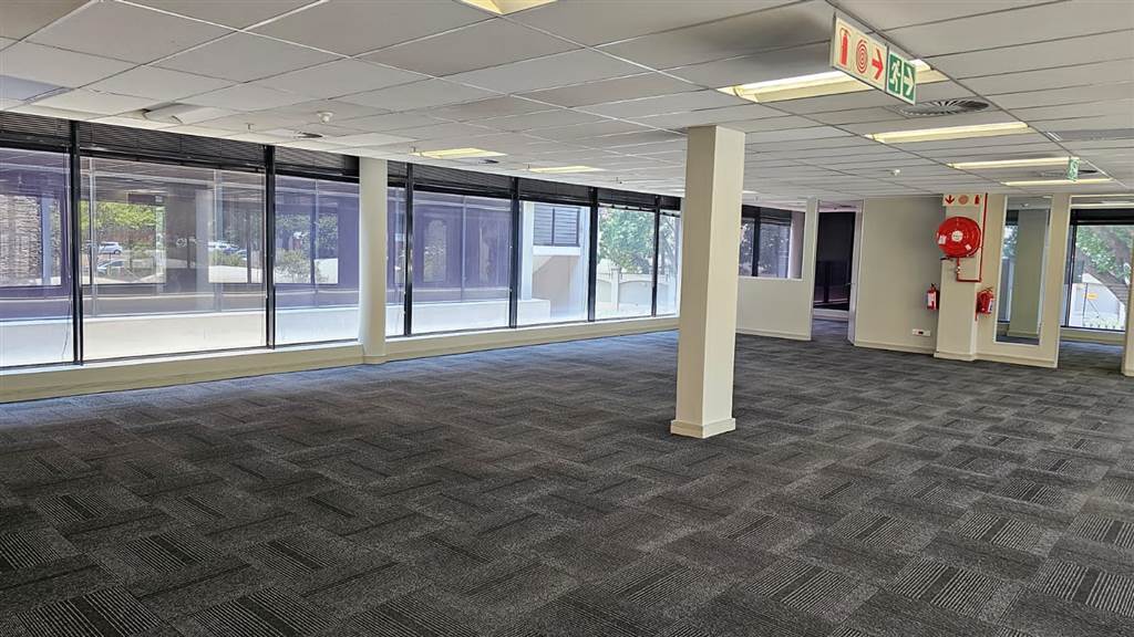 722  m² Office Space in Waverley photo number 3