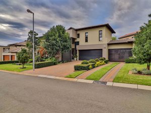 4 Bed House in Aspen Hills