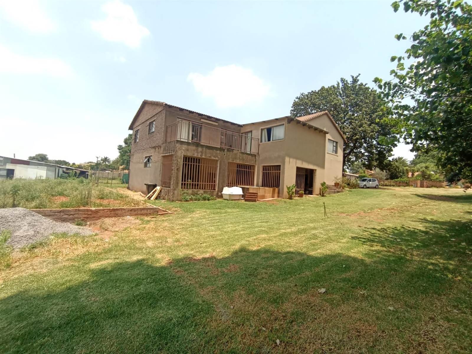 8600 m² Smallholding in Randfontein photo number 2