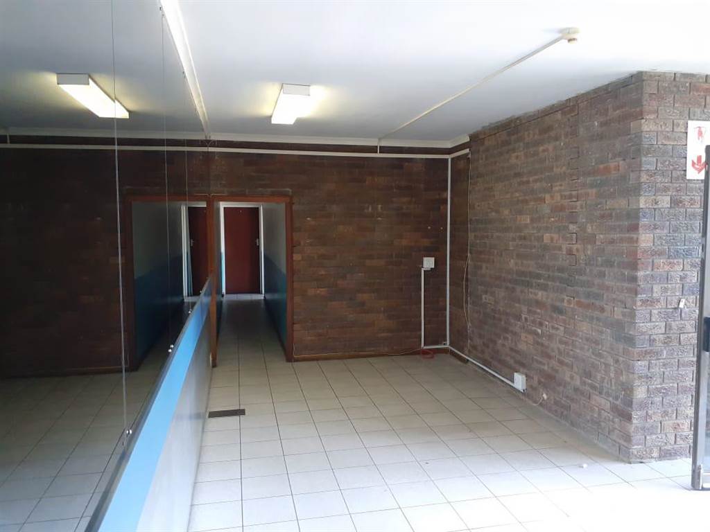 600  m² Commercial space in Darling photo number 8
