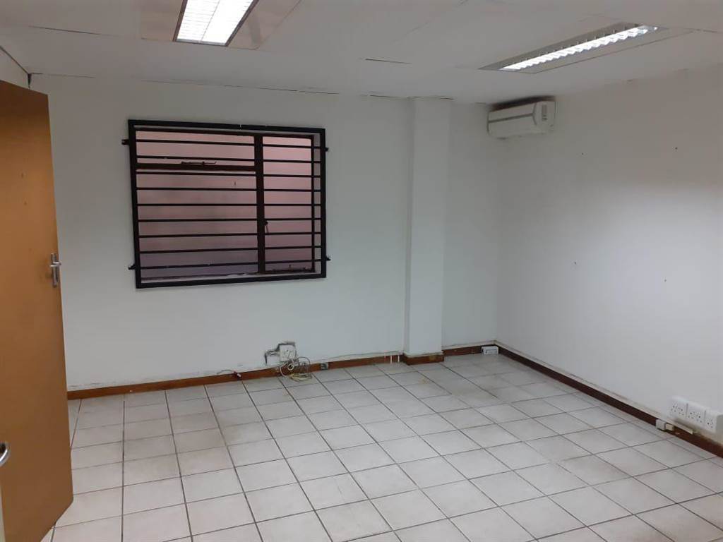 600  m² Commercial space in Darling photo number 14