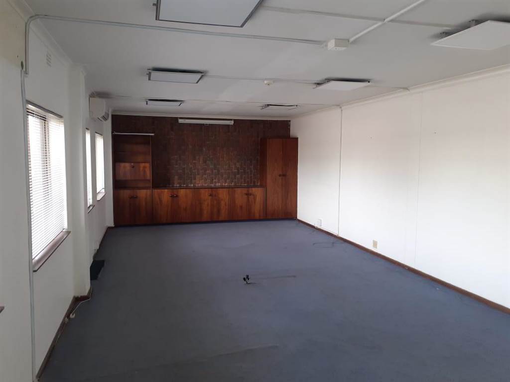 600  m² Commercial space in Darling photo number 3