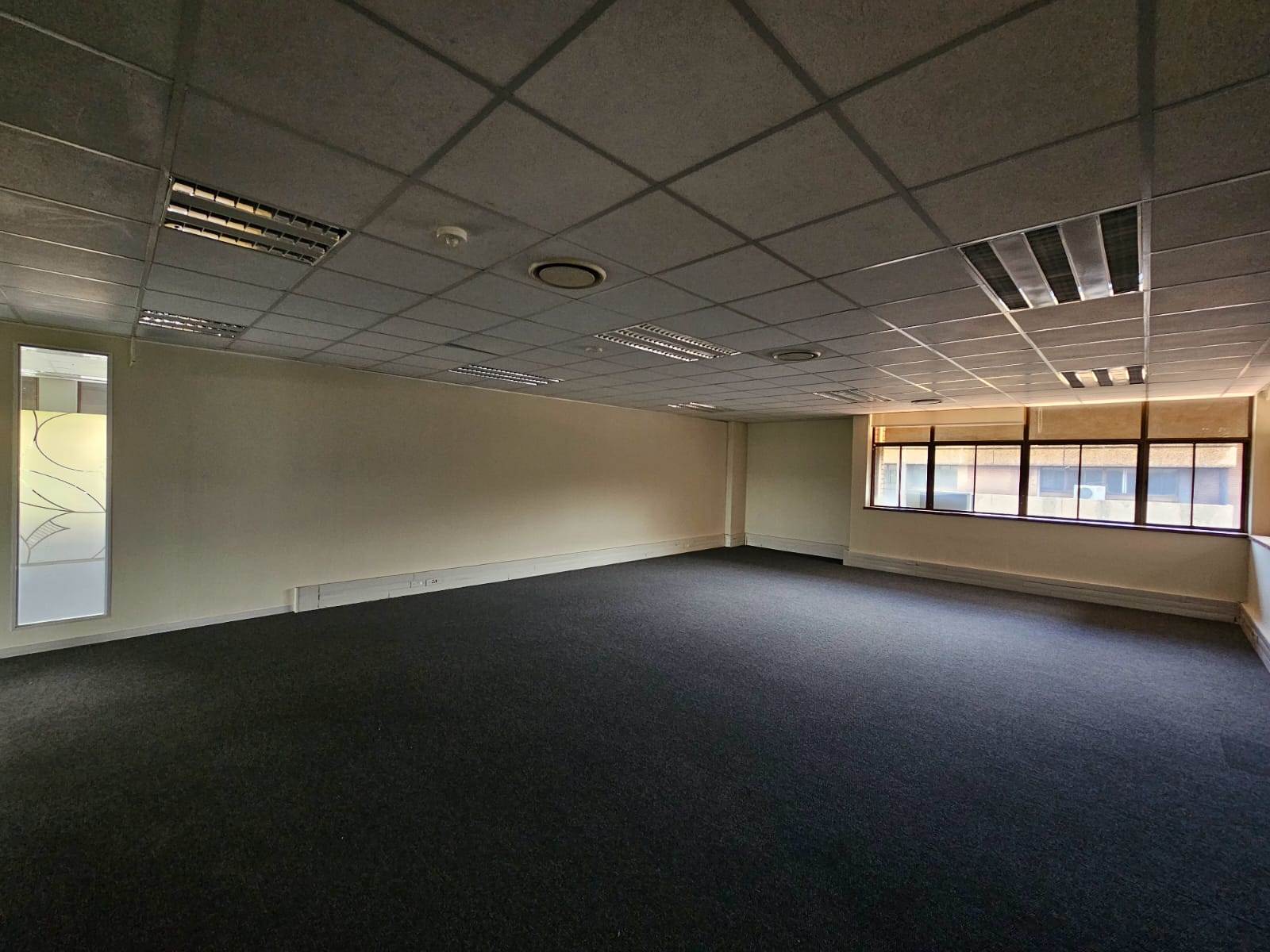 1870  m² Commercial space in Centurion CBD photo number 23