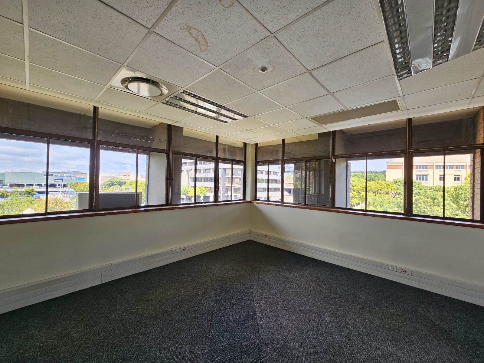 1870  m² Commercial space in Centurion CBD photo number 30