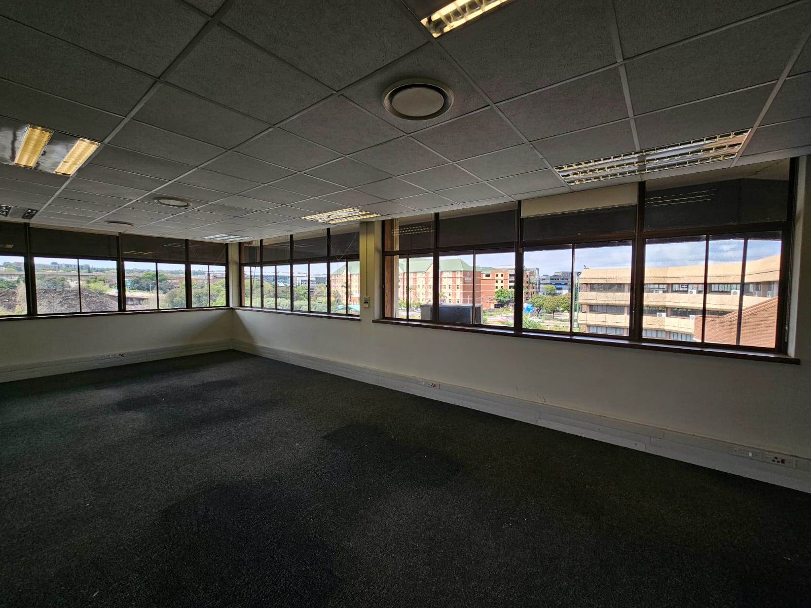 1870  m² Commercial space in Centurion CBD photo number 11