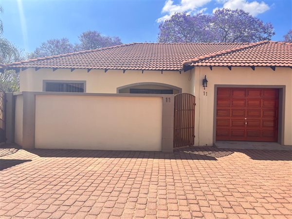 2 Bedroom Townhouse 2 Bedroom Townhouse