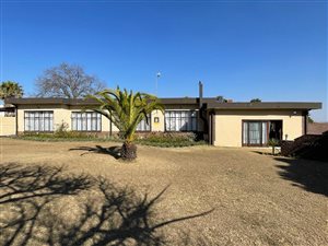 4 Bed House in Amiel Park