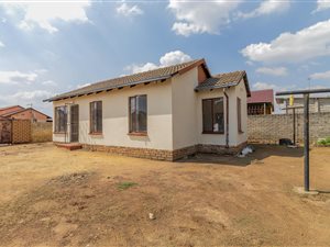 3 Bed House in Payneville