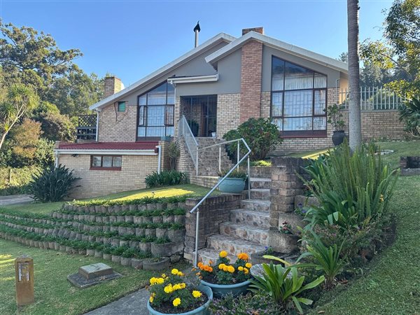 4 Bedroom House 4 Bedroom House