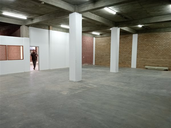 197  m² Industrial space