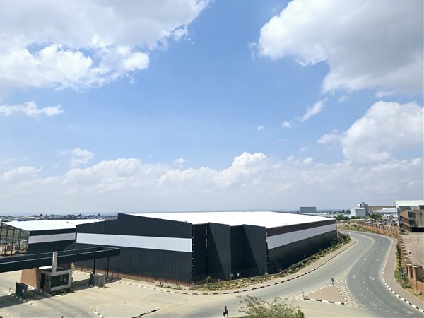 10 890  m² Industrial space