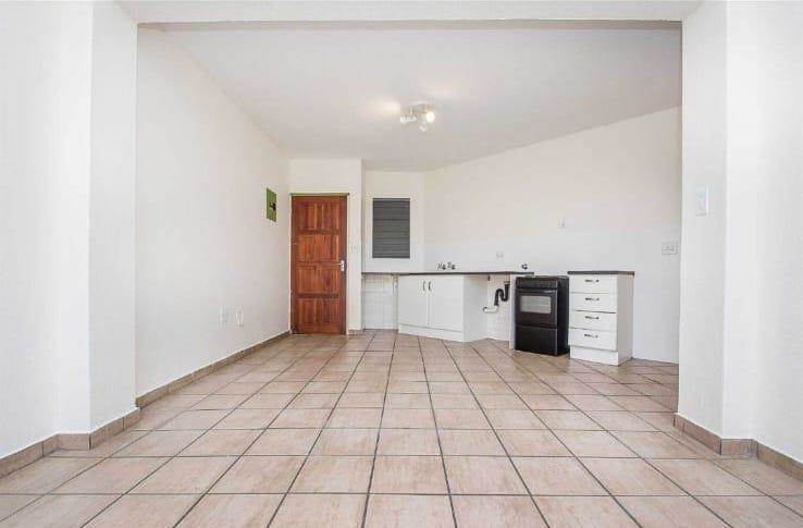 1 Bed Apartment in Radiokop photo number 21