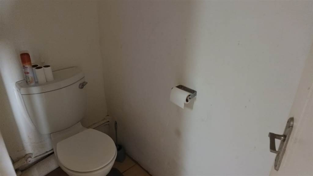 1 Bed Apartment in Westering photo number 8