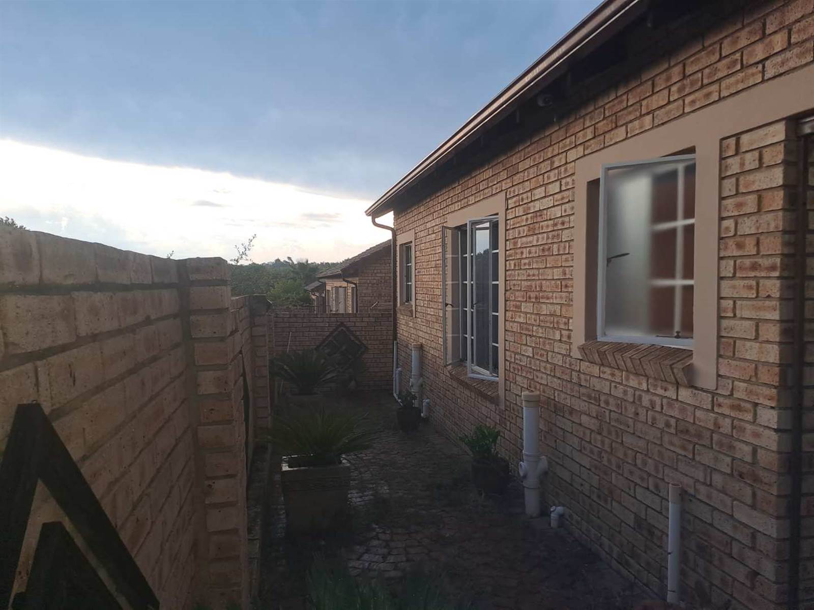 3 Bed Townhouse in Sasolburg photo number 3