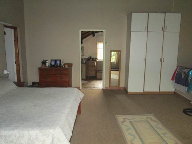 5 Bed House in Howick photo number 13