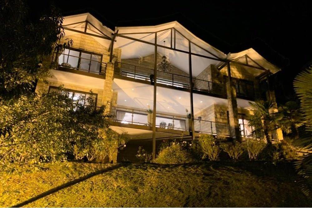 6 Bed House in Clarens photo number 21