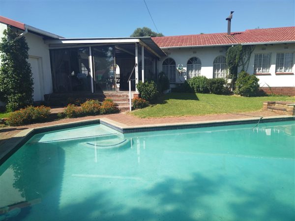 3 Bedroom House 3 Bedroom House