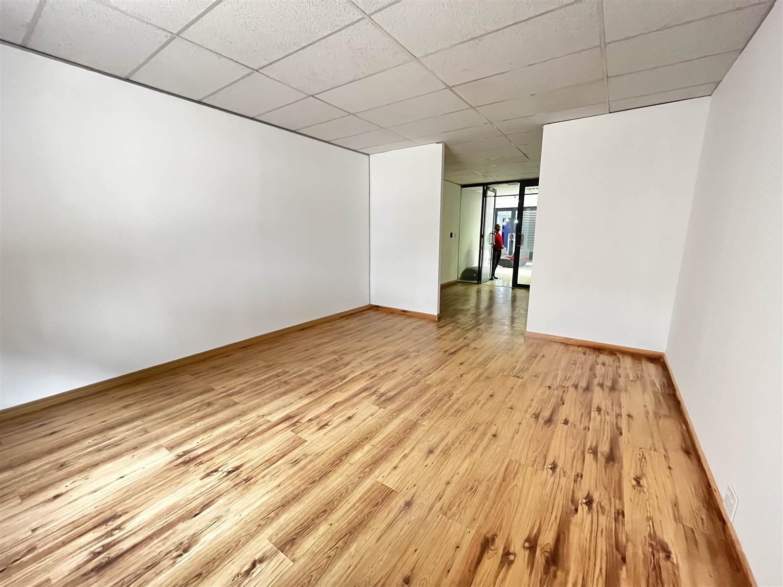 90  m² Commercial space in Illovo photo number 9