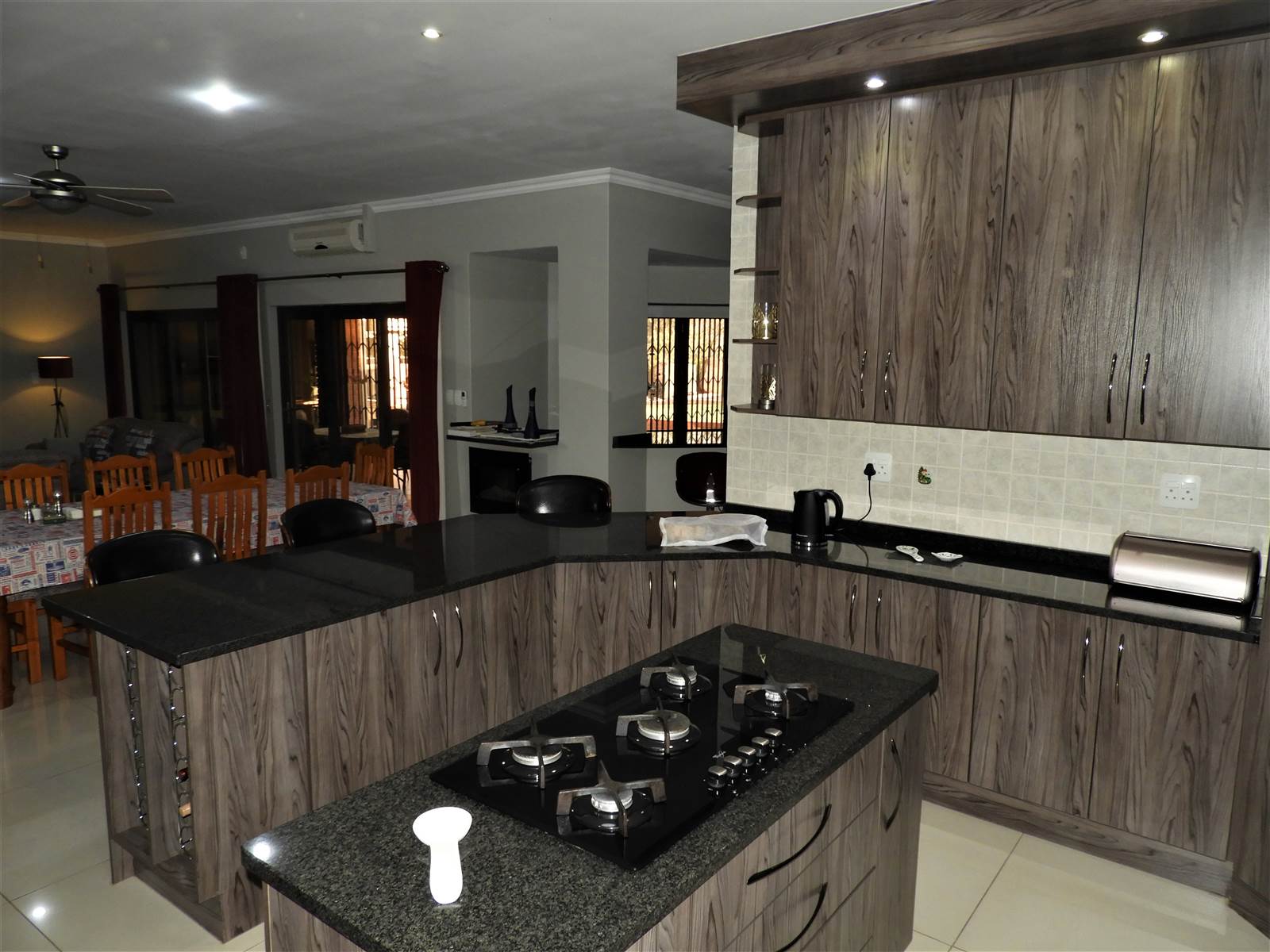 4 Bed House in Buffelspoort photo number 29