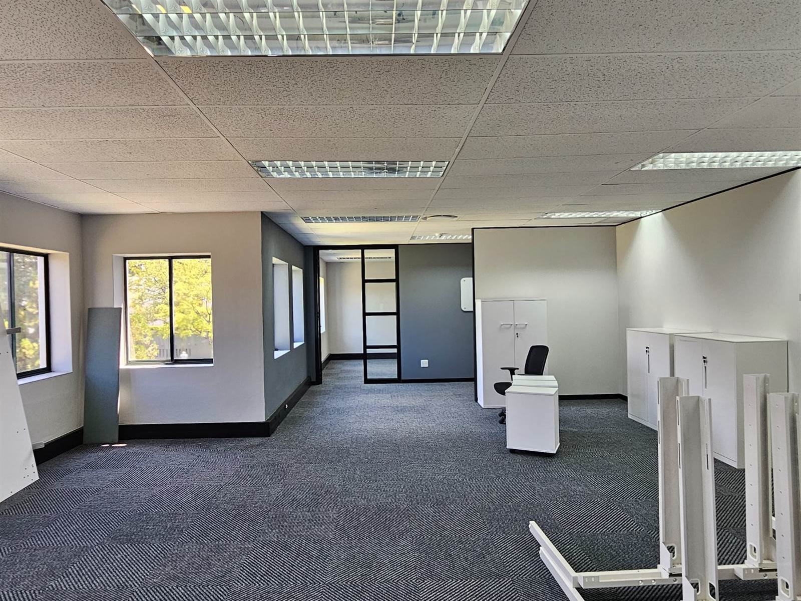 100  m² Commercial space in Bryanston photo number 11