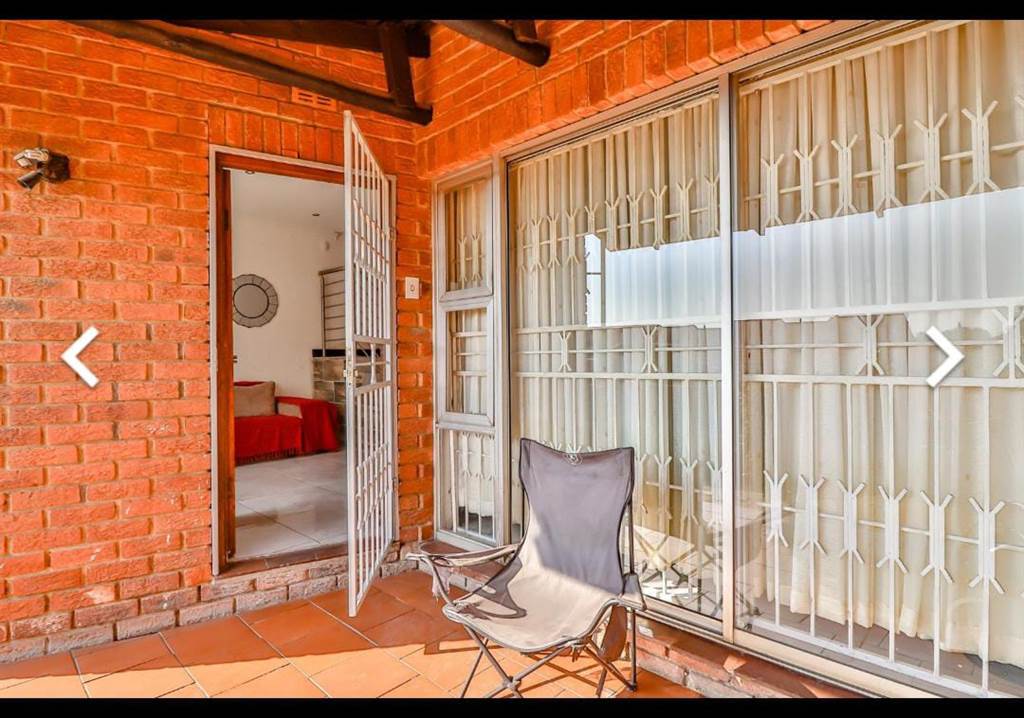 4 Bed Townhouse in Corlett Gardens photo number 18