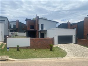 3 Bed House in Maroeladal
