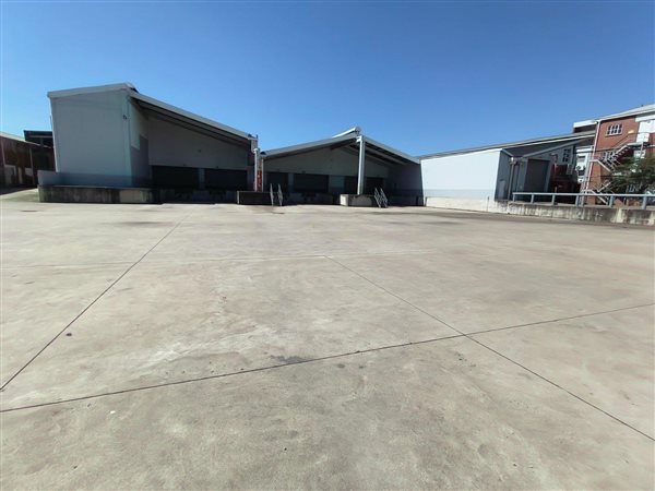 12 092  m² Industrial space