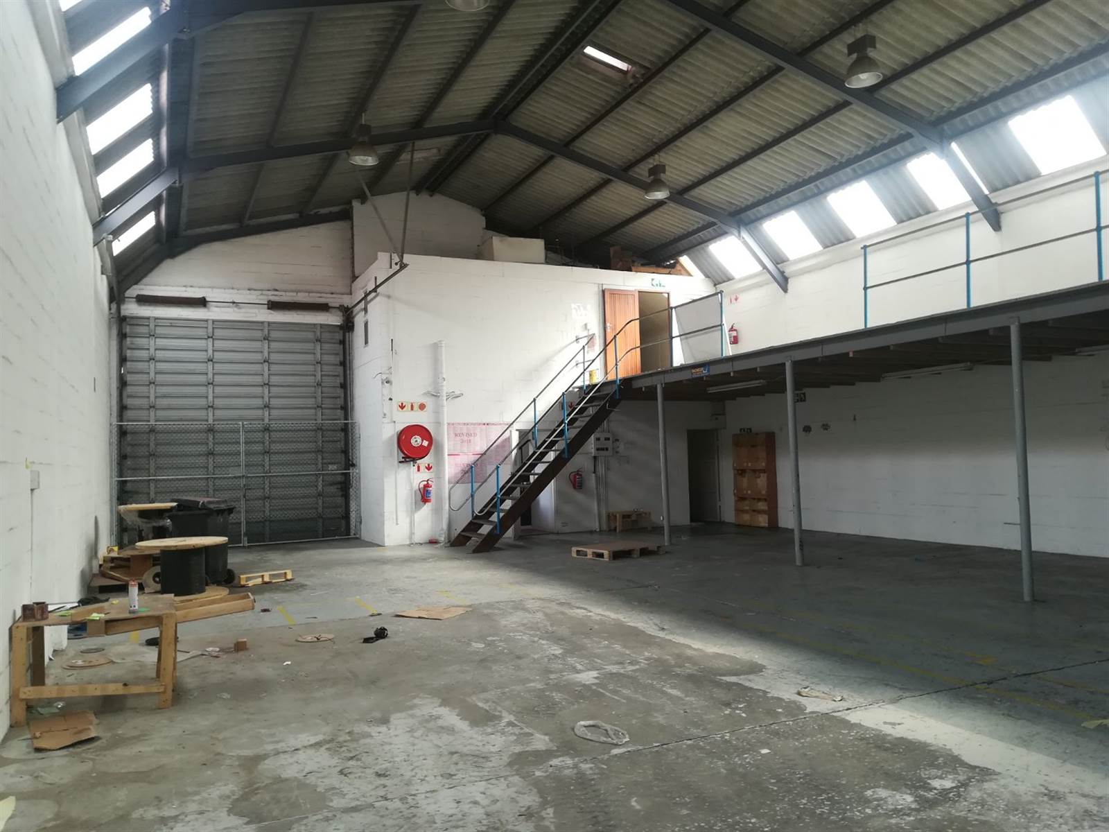 320  m² Commercial space in Killarney Gardens photo number 15