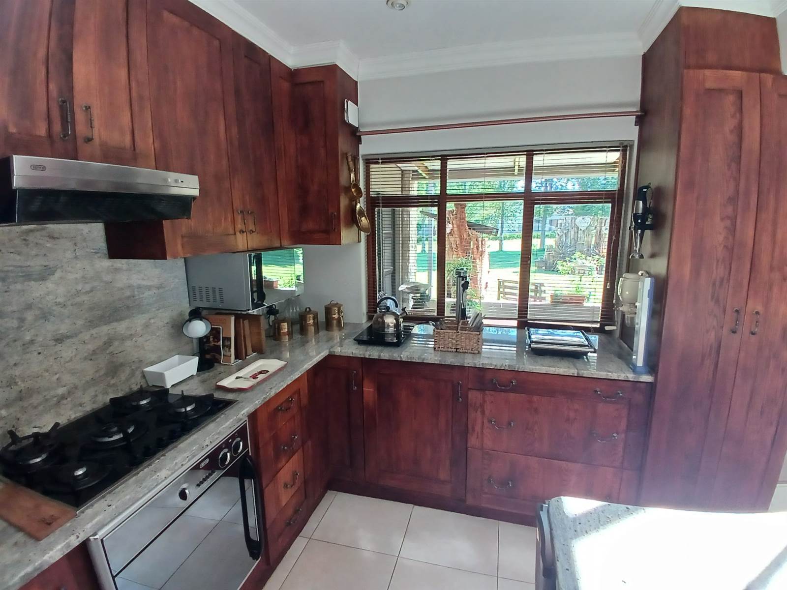 3 Bed House in Magersfontein Memorial Golf Estate photo number 9